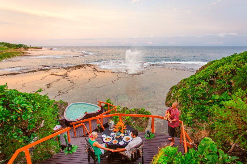 8 Ways to Have the Most Romantic Fiji Honeymoon | Namale Resort
