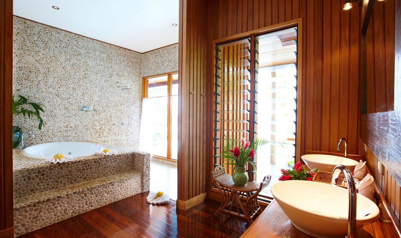 luxury fiji bathroom